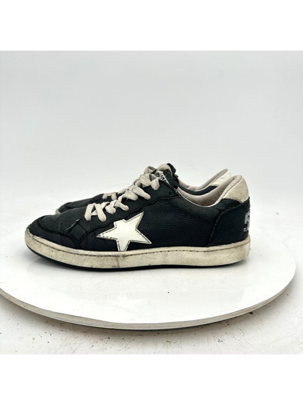 Golden Goose Kids Size EU 32 US 1Y Black White Star Leather Sneakers